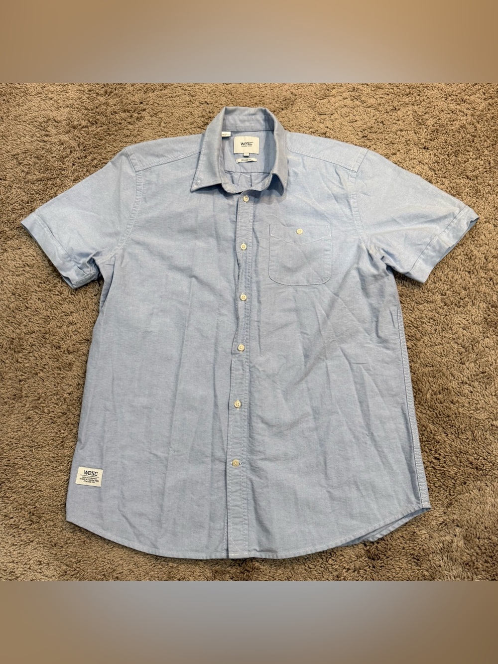 WeSC Shirt Men's Size Large Blue Chambray Short Sleeve Button Down